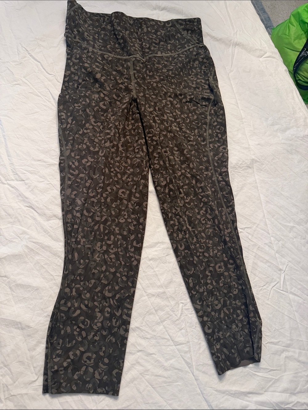 lululemon athletica Black and Green Leopard Print Leggings Speed up